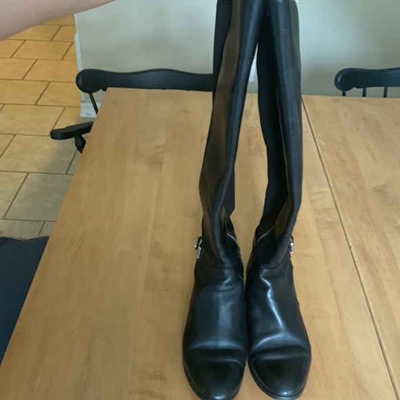 Michael Kors Aileen Flat Boot 6M - Picture 10 of 10